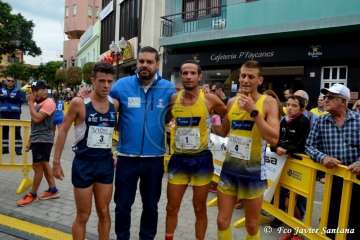 El teldense Saúl Castro gana con autoridad la XXX Carrera Popular Paco Artiles (Foto Francisco Javier Santana y TA)